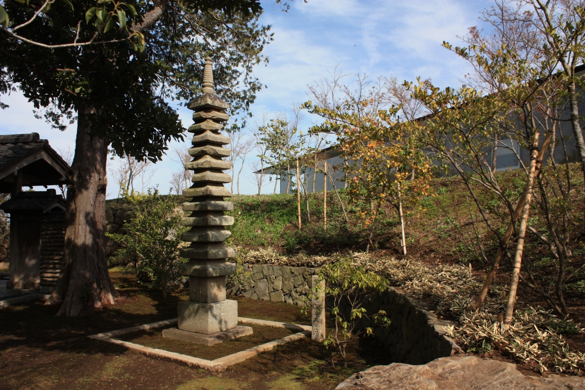 Enoura Observatory stone pagoda