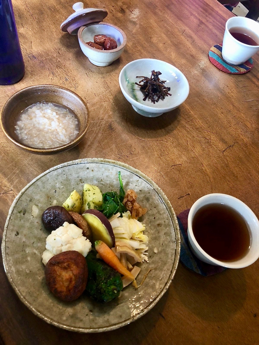 breakfast at jijinoie